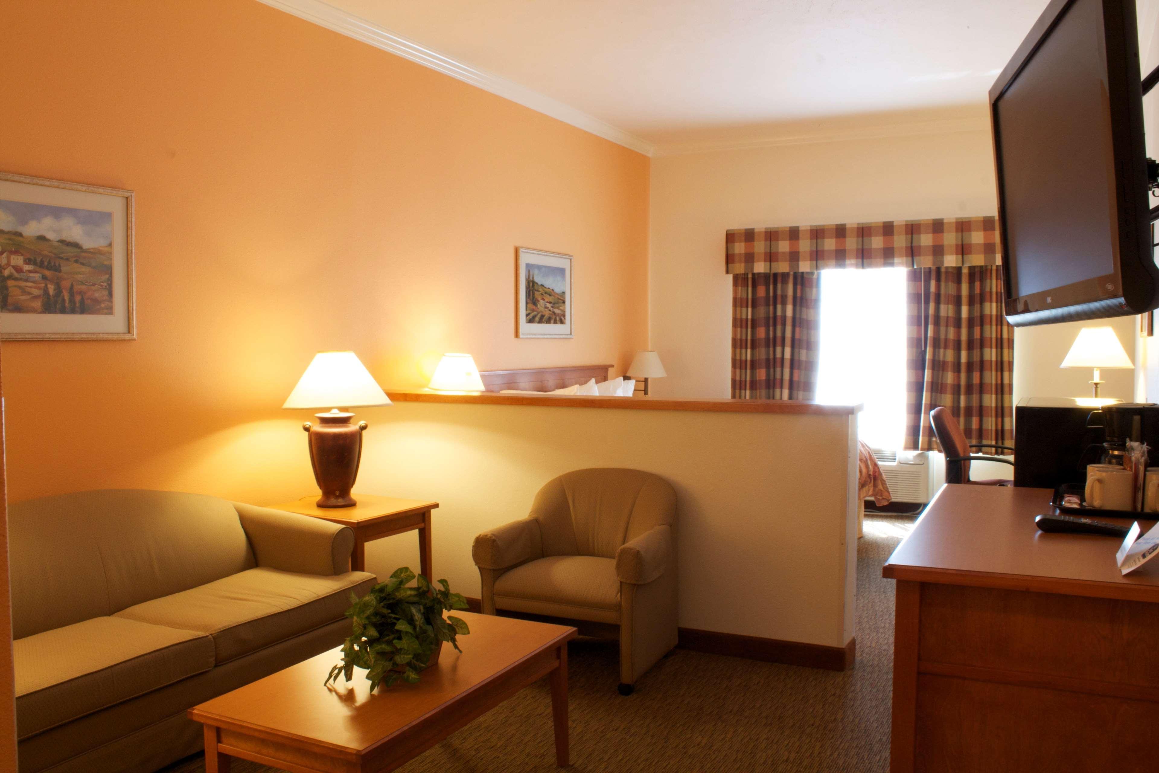 Best Western Plus Grapevine Inn Sunnyside Экстерьер фото