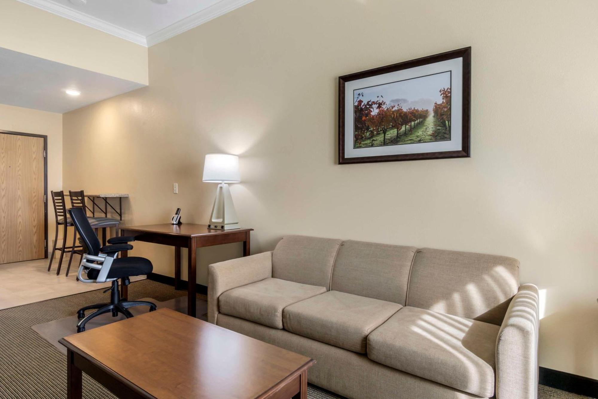 Best Western Plus Grapevine Inn Sunnyside Экстерьер фото